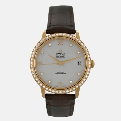 Pre-owned Omega De Ville Prestige 42458332055002 Diamonds 55 Gr. 18k Yellow Gold Mop 33 Mm In White