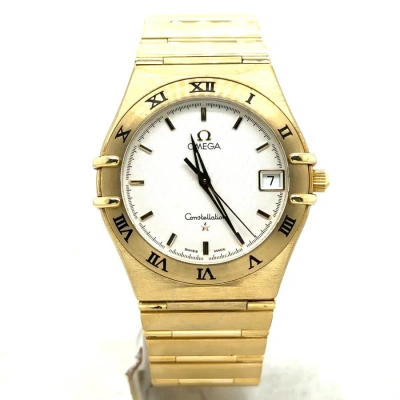 Omega Constellation Quartz Silver Dial Unisex Watch 396.12.01 In Gold