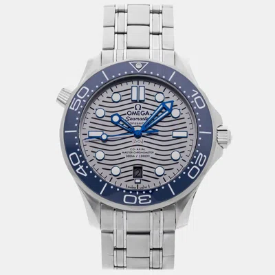 Pre-owned Omega Seamaster Diver 300m 210.30.42.20.06.001 In Gray