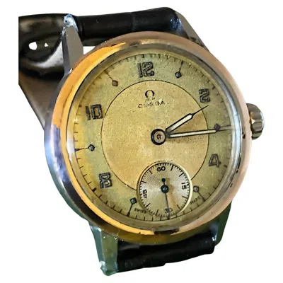 Pre-owned Omega Rare  Military C1943 Caliber 100 Rose Gold Bezel Watch. All Original Parts. In Red