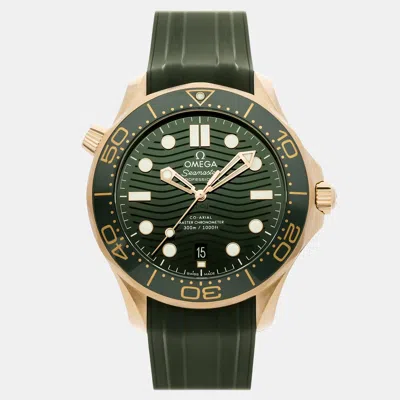 Pre-owned Omega Seamaster Diver 300 M 210.62.42.20.10.001 Green 18k Yellow Gold Automatic Men Wristwatch 42mm