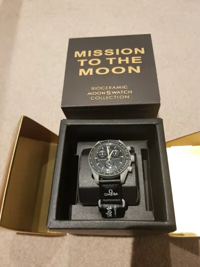 Pre-owned Omega Swatch X  Mission To The Moon Moonshine Gold Moon Edition