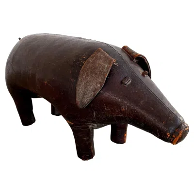 Pre-owned Omersa Leather Pig In Black
