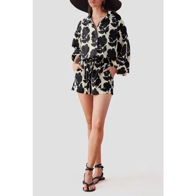 Omika Asha Shorts In Emma Mussel In Multi