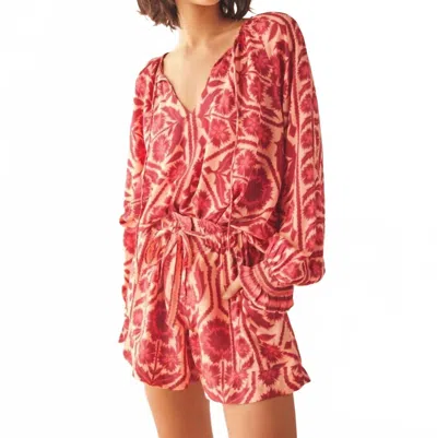 Omika Asha Short In Tessa Goji In Red