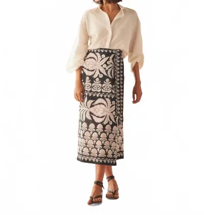 Omika Nero Blouse In Solid Coconut In Neutral