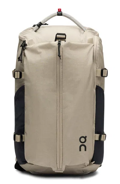 On 30-liter Speed Pack In Red
