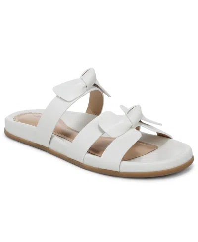 On 34th Women's Ryelee Slip-on Flat Sandals, Macy's Exclusive In White