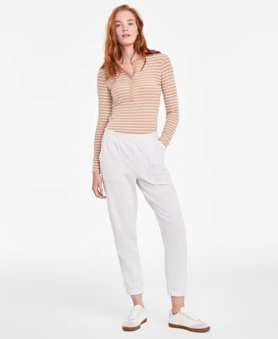 On 34th Women's Tapered Fleece Jogger Pants, Created For Macy's In Heather Gray