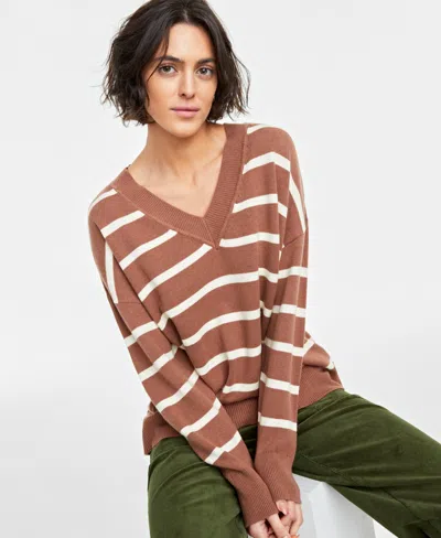 On 34th Women's V-neck Dropped-shoulder Sweater, Created For Macy's In Acorn Nut Combo