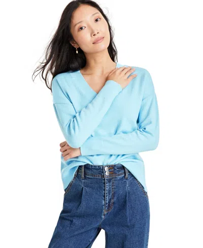 On 34th Women's V-neck Dropped-shoulder Sweater, Created For Macy's In Blue Mist