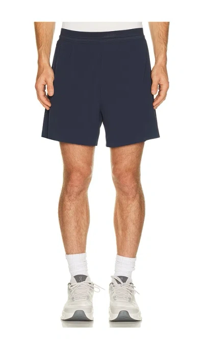 On 5 Performance Shorts In Midnight