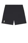 On 7 Core Shorts In Black