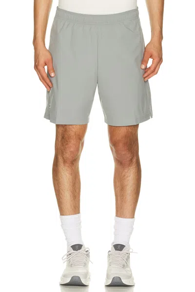On 7 Core Shorts In Green