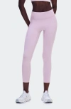 On 7/8 Performance Tights In Pink