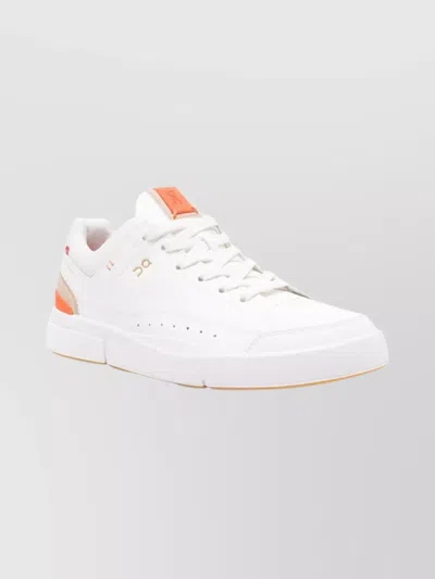 On Centre Court Leather Sneakers With Ctrast Tab In White