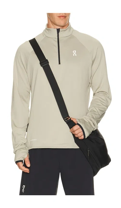 On Climate Shirt In Neutral