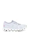 On Cloud 5 Sneakers In Heather & Fossil