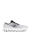 On Cloud 6 Push Sneakers In White
