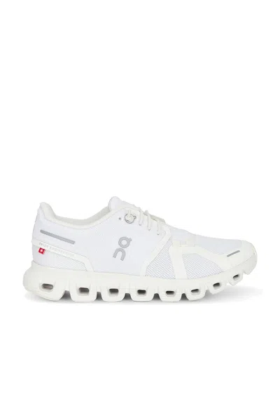 ON CLOUD 6 SNEAKER