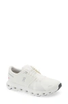 On Cloud 6 Sneaker In White