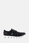On Cloud 5 Trainers, Size 7