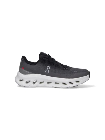 ON "CLOUD 6" SNEAKERS