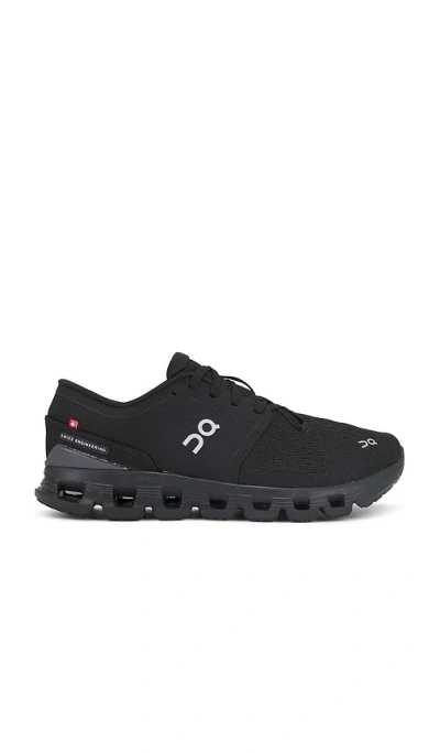ON CLOUD X 4 SNEAKER