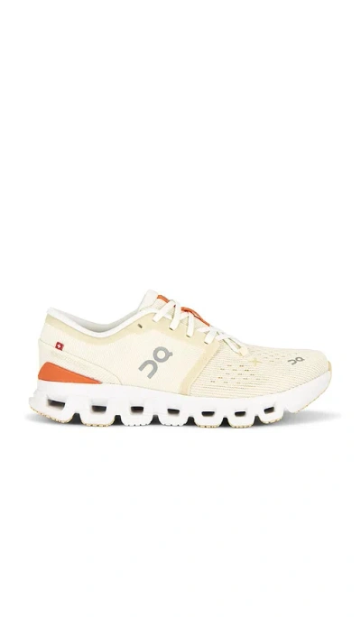 On Cloud X 4 Sneaker In Neutral