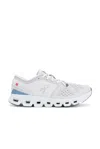 On Cloud X 4 Training Shoe In Silver & Chambray