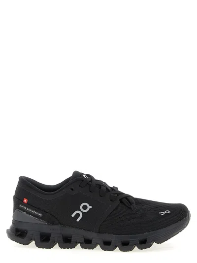 ON 'CLOUD X 4' SNEAKERS