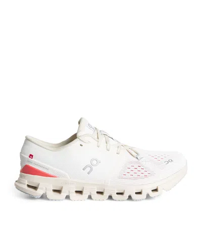 On Cloud X 4 Trainers