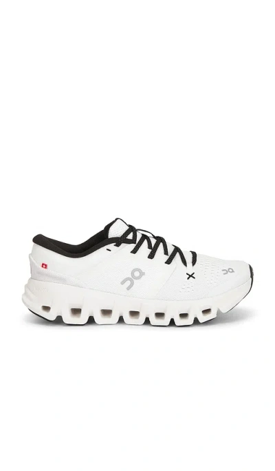 ON CLOUD X 5 SNEAKER