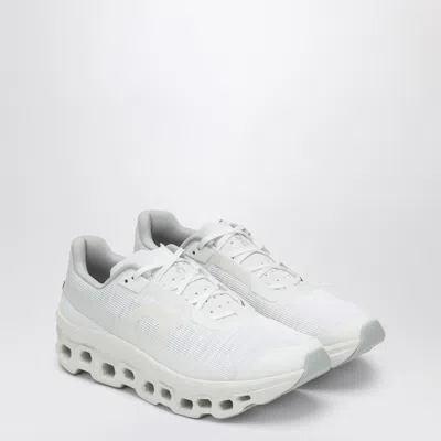 On Cloudm Men'sster Low-top Sneaker In White