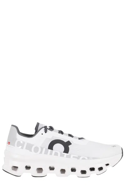 On Cloudmster In White