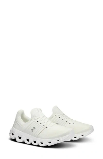 ON ON CLOUDNOVA 2 SNEAKER