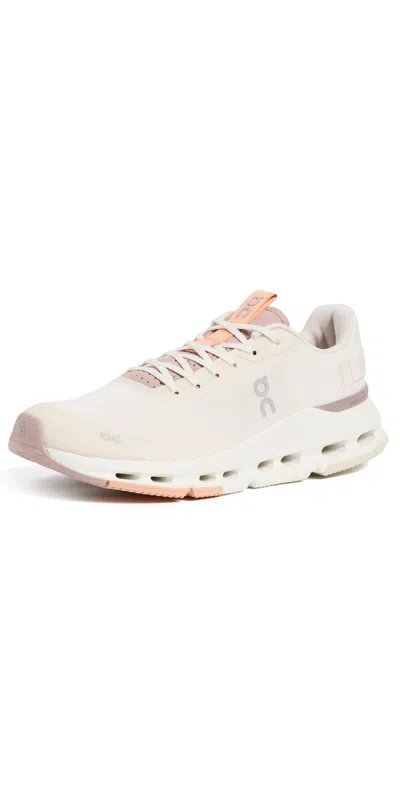 On Cloudnova Form 2 Sneakers Oyster/ivory