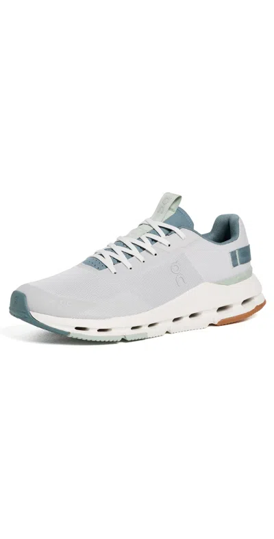 On Cloudnova Form 2 Panelled Sneakers In Gray