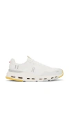 On Cloudnova Form 2 In White & Ivory