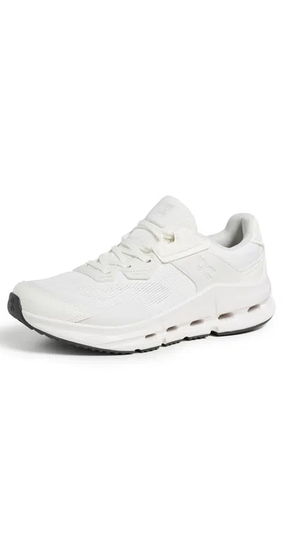 On Cloudnova Rift Sneakers White Ice