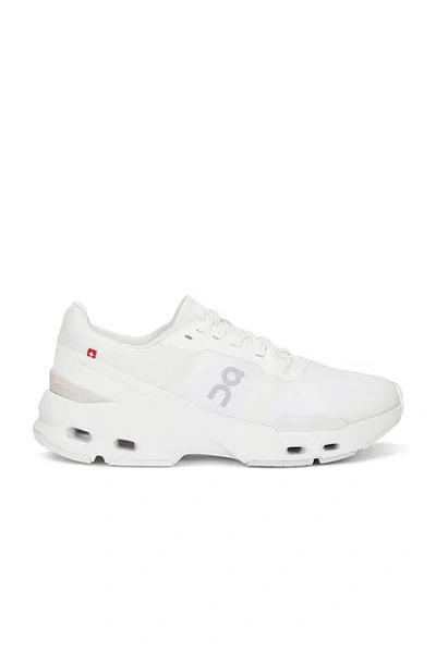 ON CLOUDPULSE SNEAKER