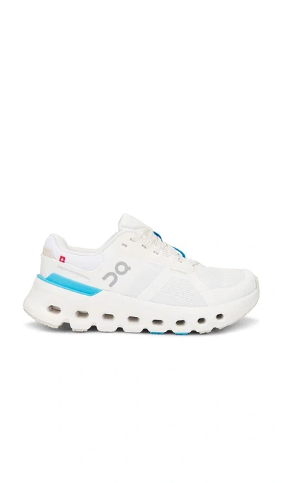 On Cloudrunner 2 Sneaker In White & Horiz