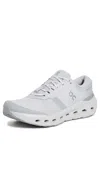 On Cloudrunner 3 In White