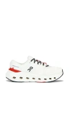 On Cloudrunner 3 In White
