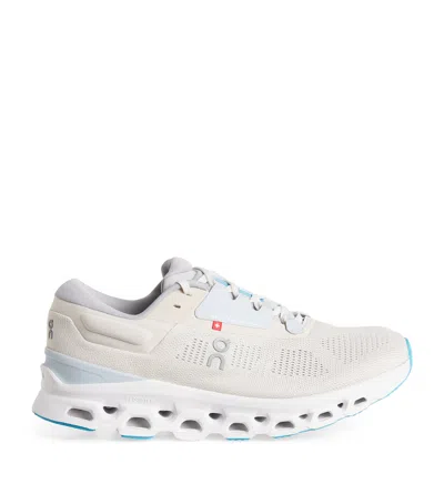 On Cloudstratus 3 Trainers