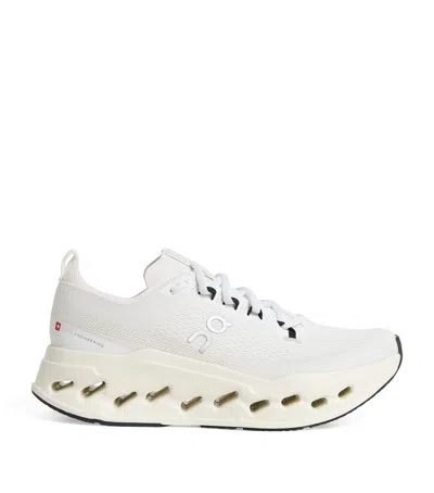 On Cloudsurfer Max Trainers In White