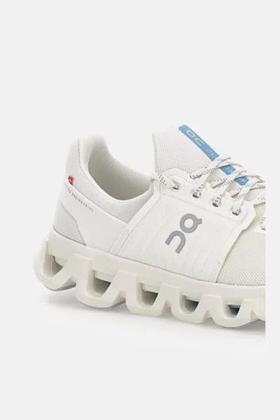 ON CLOUDSWIFT 4 AD SNEAKERS