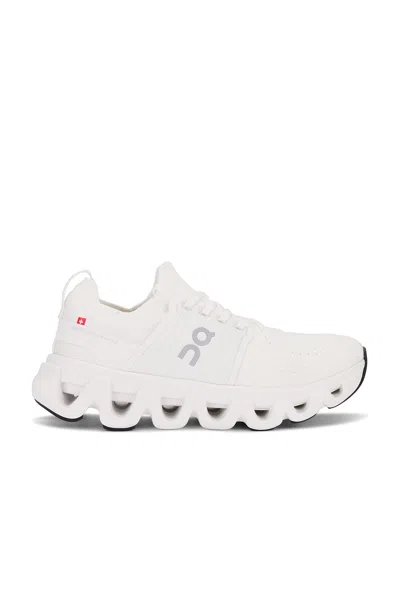 ON CLOUDSWIFT 4 SNEAKER