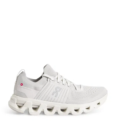 On Cloudswift 4 Trainers