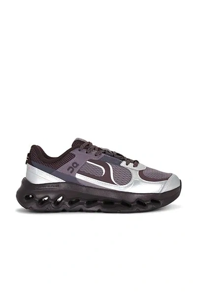 On Cloudtilt Arc Sneaker In Purple